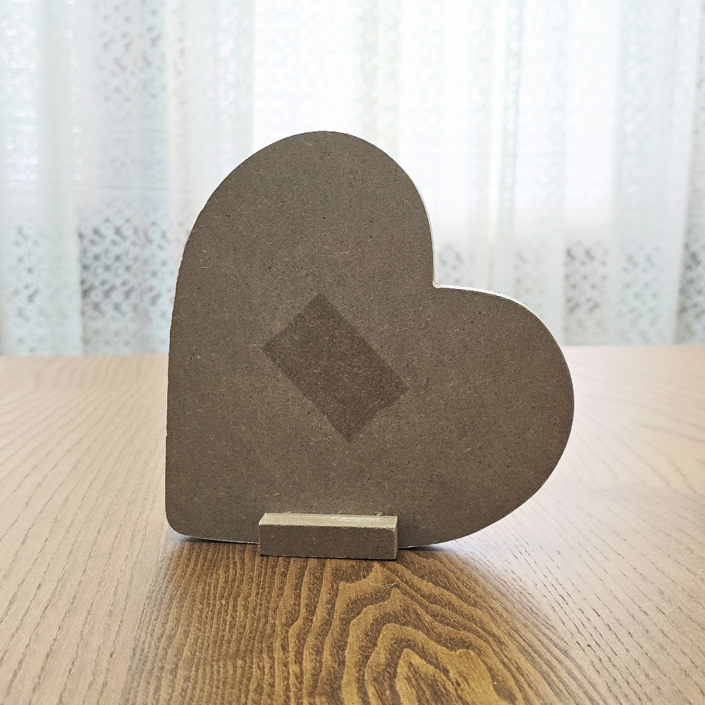Home is Where Your Mom Is Tabletop Heart Shaped Sign with Flowers Shelf Decor - Picture 5 of 9